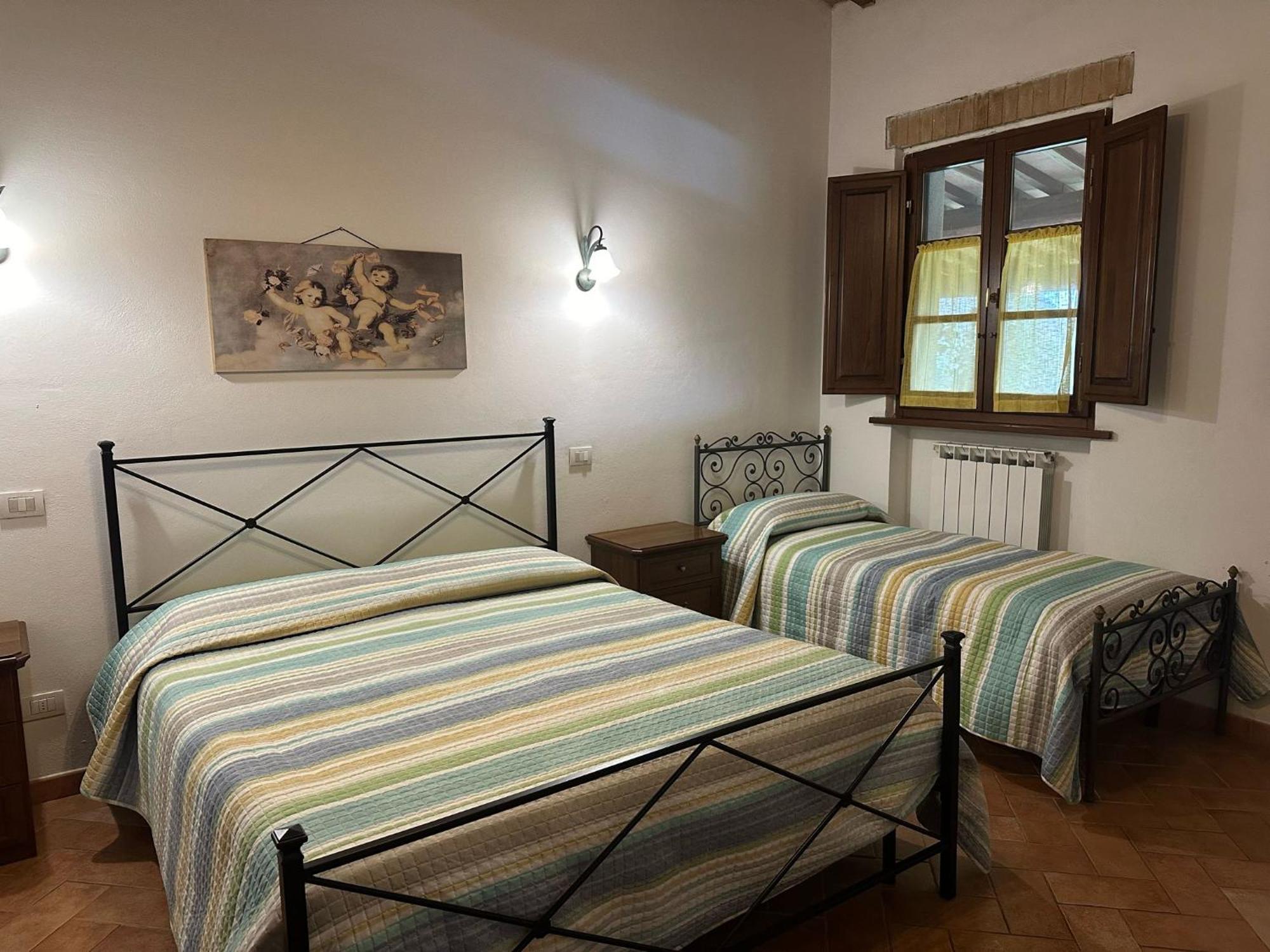 Agriturismo S. Eurosia Монтальчино Екстер'єр фото