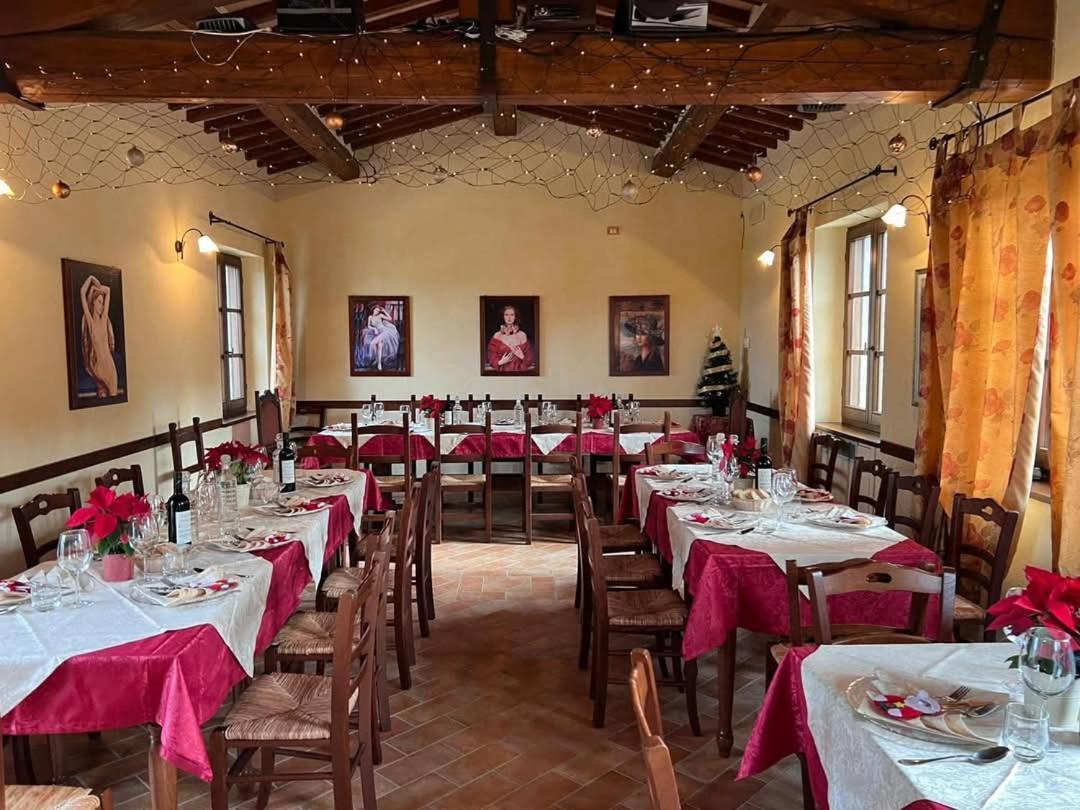 Agriturismo S. Eurosia Монтальчино Екстер'єр фото